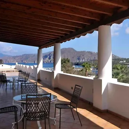 Garden Vulcano (Isola)