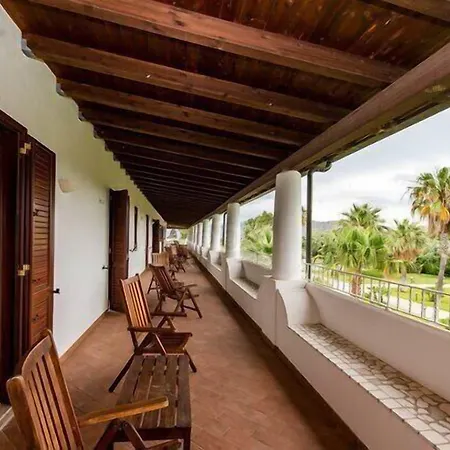 Garden Hotel