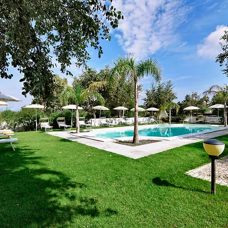 Garden Hotel