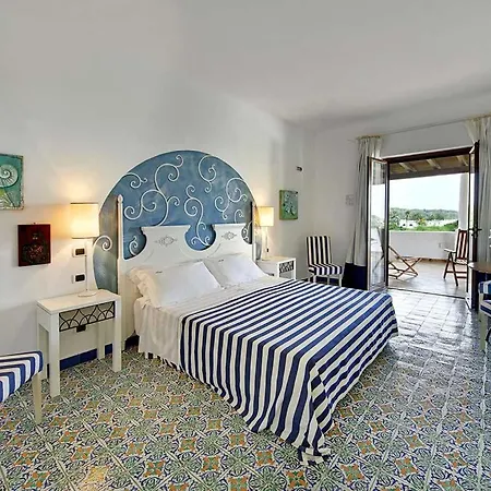 Garden Hotel